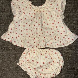 Rylee + Cru Cream and Red Strawberry Set